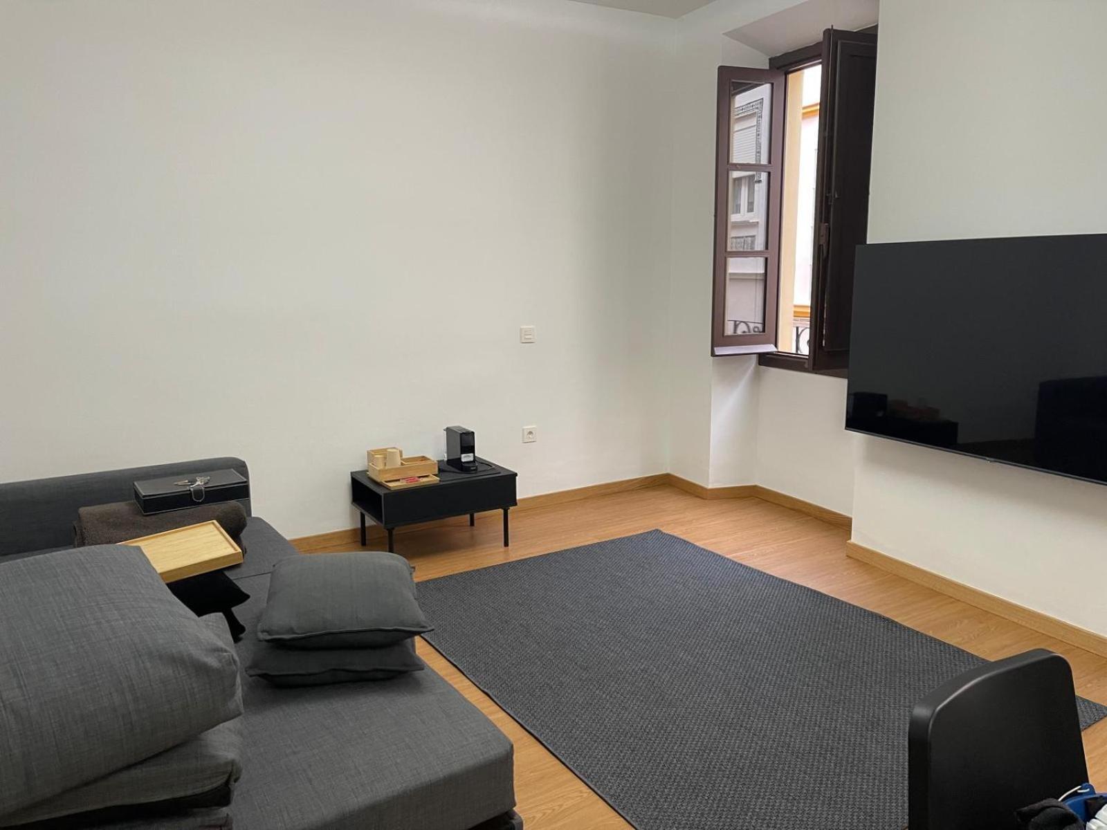 Apartamento Calle Rodrigo De Triana Con Opcion De Parking Sevilha Exterior foto